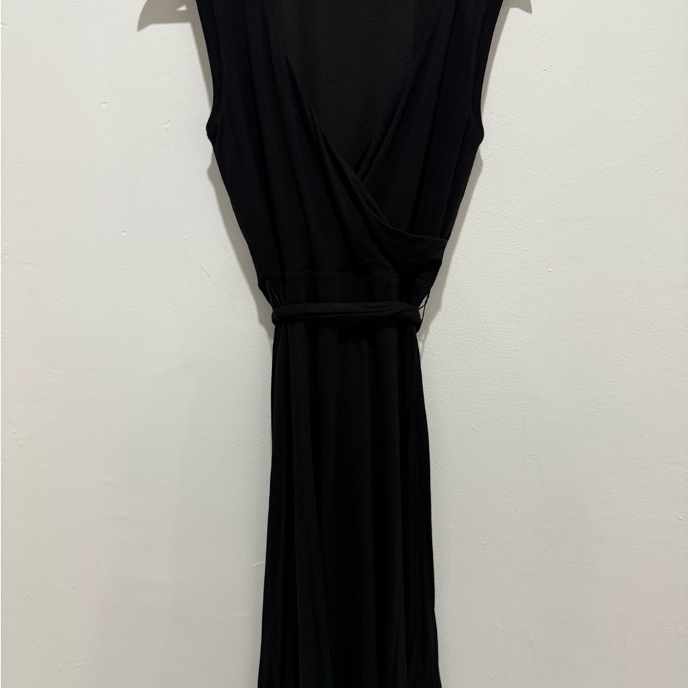 LOFT Black Sleeveless Maxi Dress